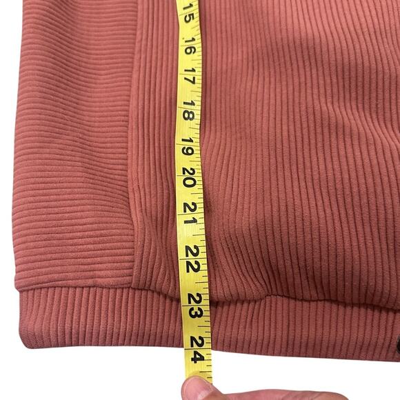 Varley Charles Sweatshirt Antique Bronze, Withered Rose, size Small - Picture 7 of 10